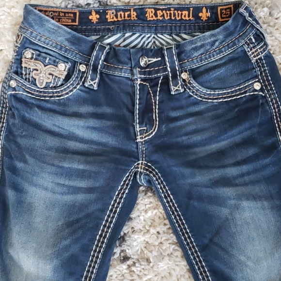 Rock Revival Sorrel Capri Jean's.  Size 25. - Picture 4 of 8